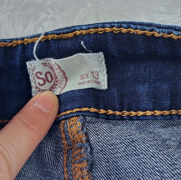 So JRS. JEAN CAPRIS, SIZE 13 - Picture 2 of 4